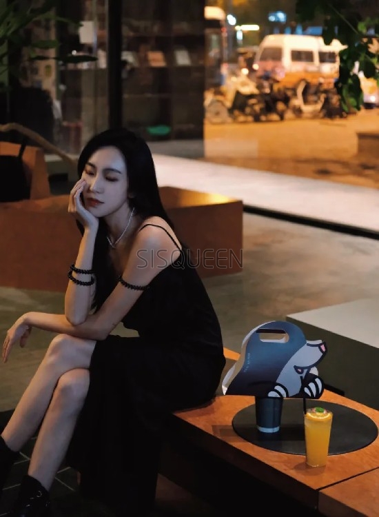 北京东城定期放松的好地方—SALTY ICE PLUS Cafe&Bar1