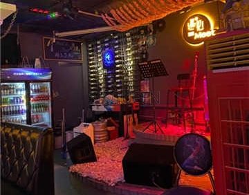 遇见MeeT音乐酒吧(昌平鼓楼店)