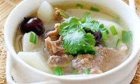 手足冰凉的按摩技师要多吃北京spa养生馆推荐的这些食物
